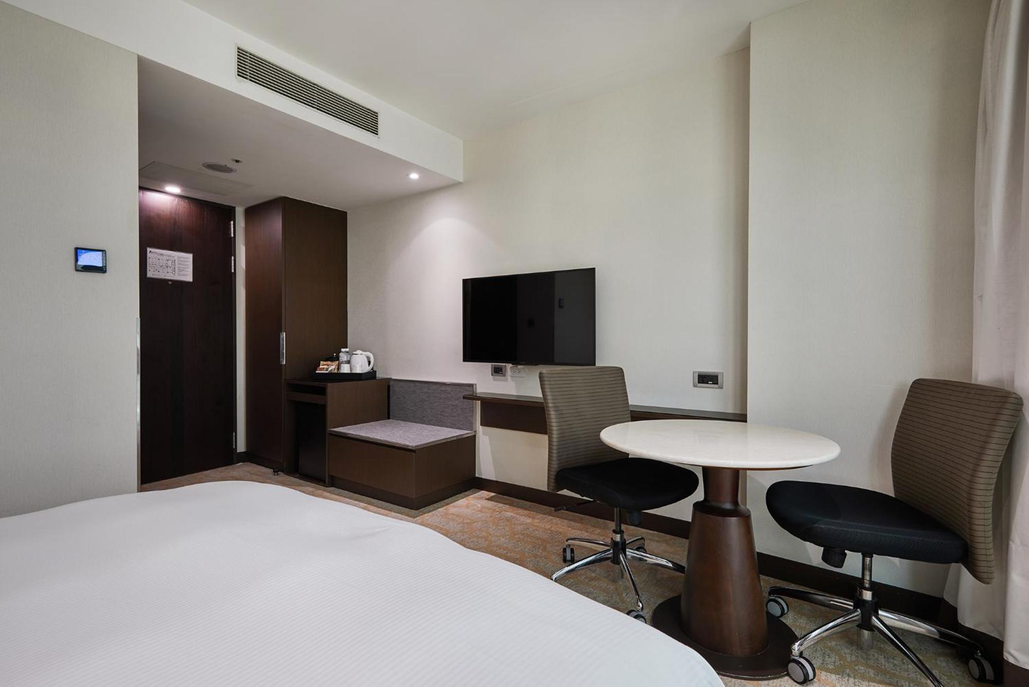 K Hotel Tianjin Taipei Exteriör bild